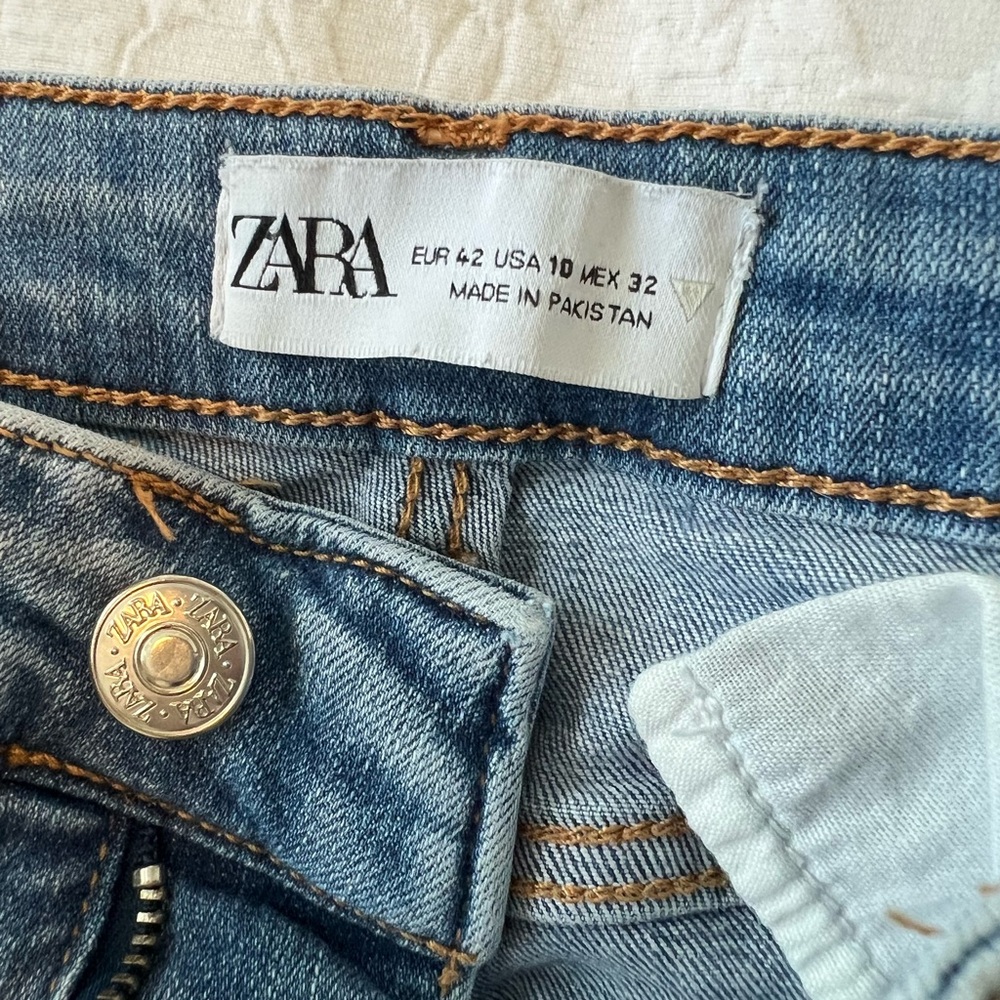 ZARA STRETCH SLIT HIGH RISE JEANS - Picture 4 of 5
